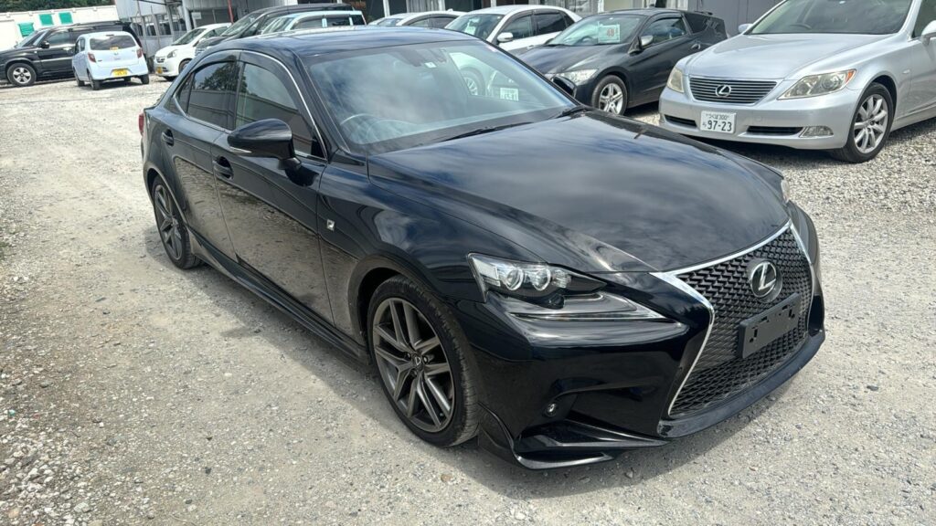 LEXUS IS