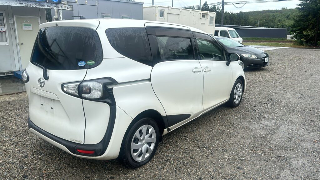 TOYOTA SIENTA