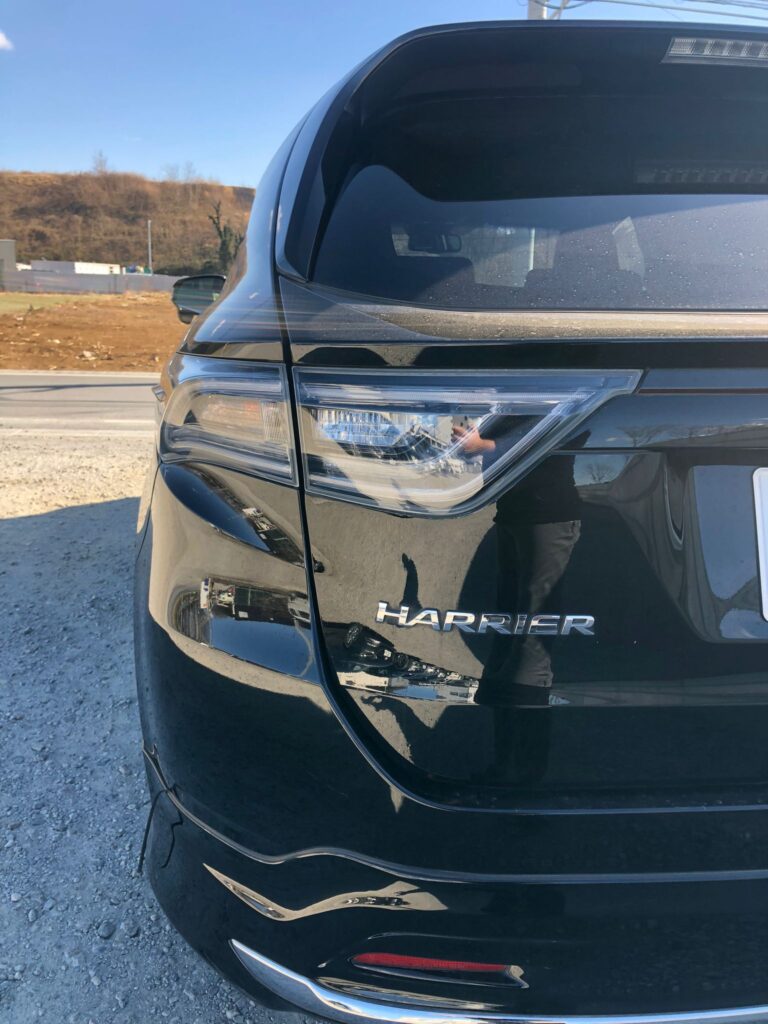 TOYOTA HARRIER