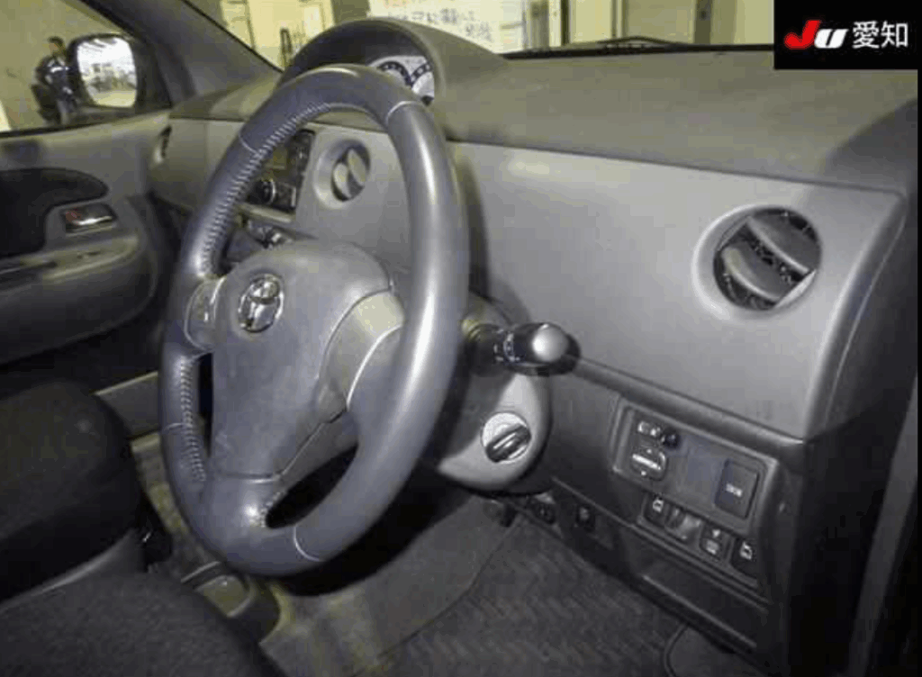 TOYOTA SIENTA DICE Ｇ