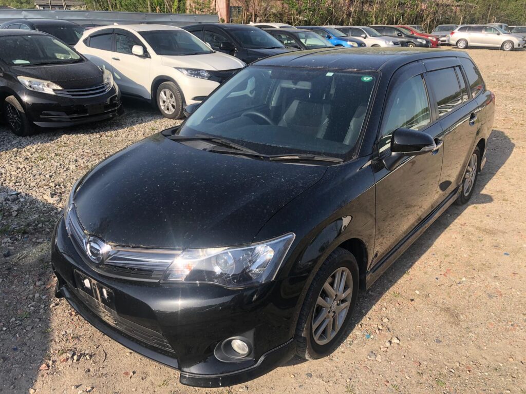 COROLLA FIELDER