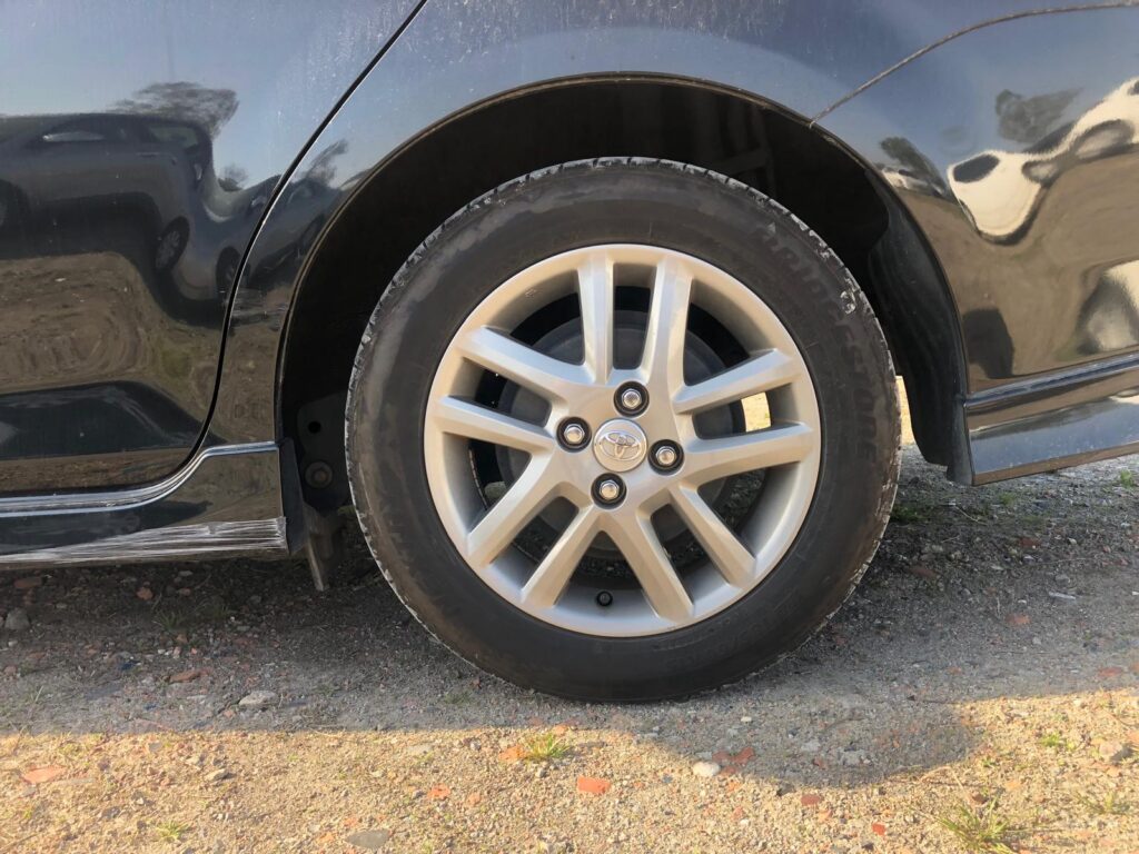 COROLLA FIELDER